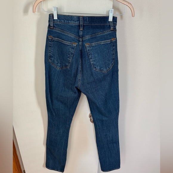 Abercrombie & Fitch The 90s Slim Straight Ultra High Rise - Size 25 R - Picture 3 of 6